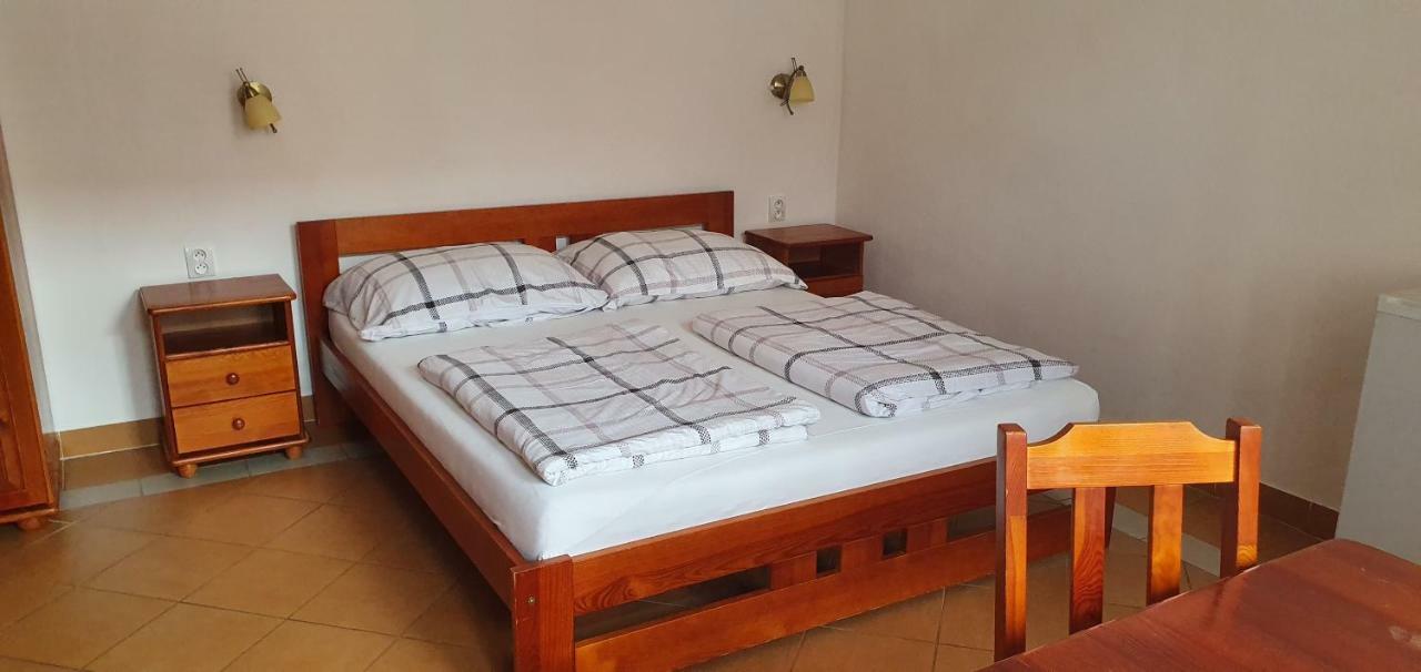 Penzion Dolní Dunajovice Dış mekan fotoğraf